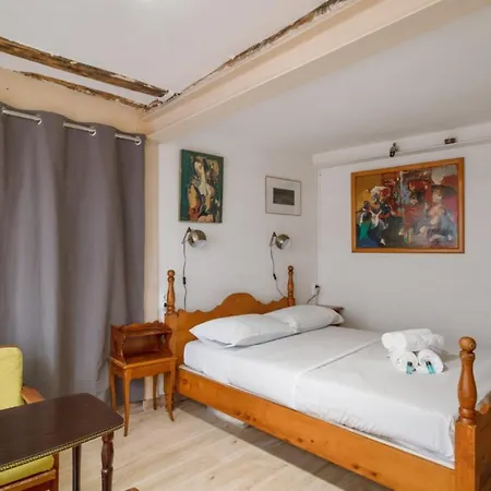 Appartamento In The Oberkampf District In The Heart Of Welkeys
